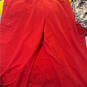 Women scrub top and jogger pants, like new only wore 1x